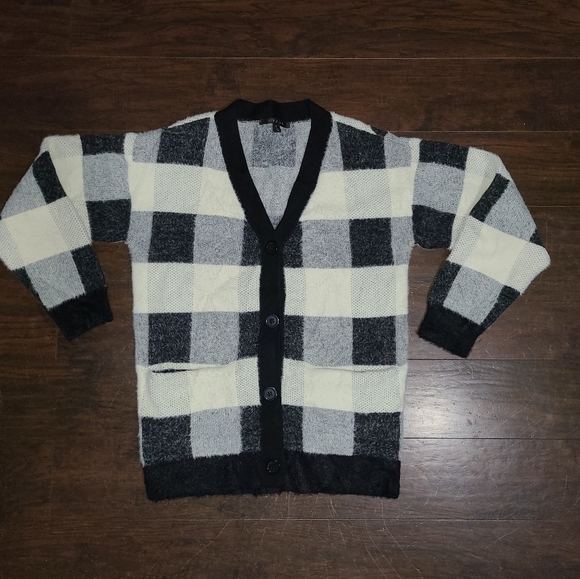 Cyrus Soft Cozy Cardigan Size Small - Picture 3 of 6